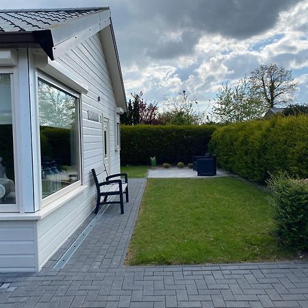 Bungalow Scheldezicht In Zeeland Dicht Bij Zee Scherpenisse Extérieur photo