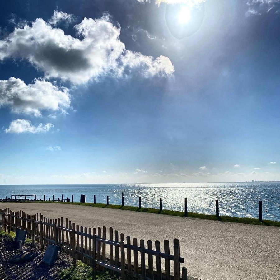 Bungalow Scheldezicht In Zeeland Dicht Bij Zee Scherpenisse Extérieur photo