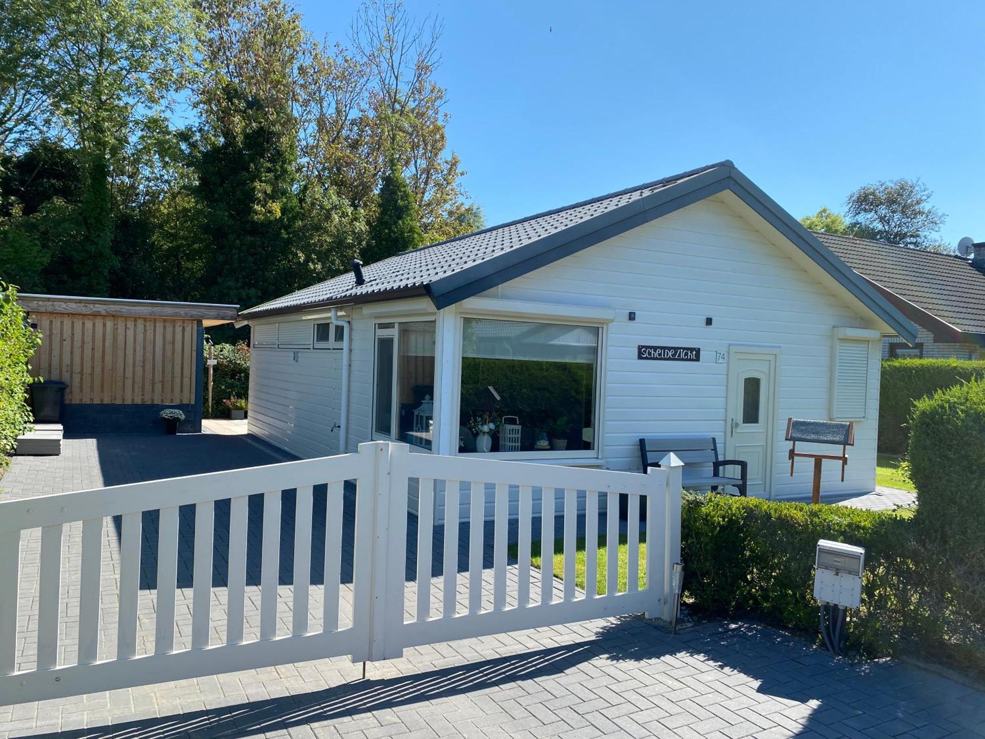 Bungalow Scheldezicht In Zeeland Dicht Bij Zee Scherpenisse Extérieur photo